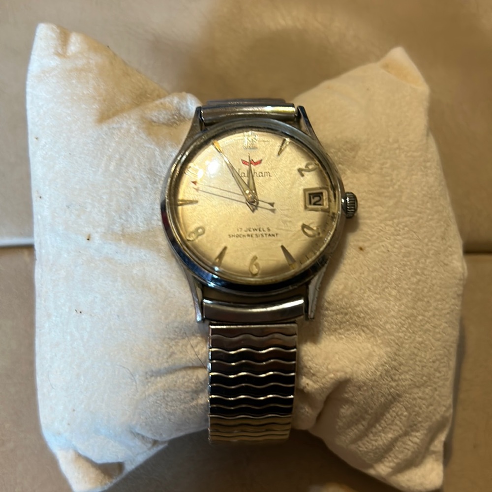Vintage Waltham watch wind, 17 Jewels Shock Resistant, Stainless steel back